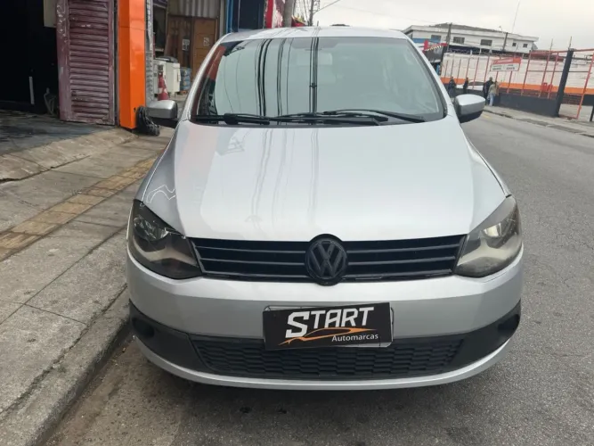 Volkswagen Fox 1.0 MI Total Flex 8V 5P 2011