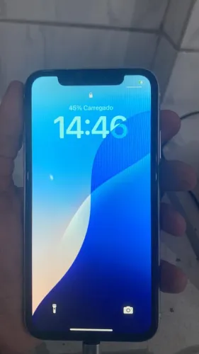 Vendo ou troco iPhone XR 128 gigas