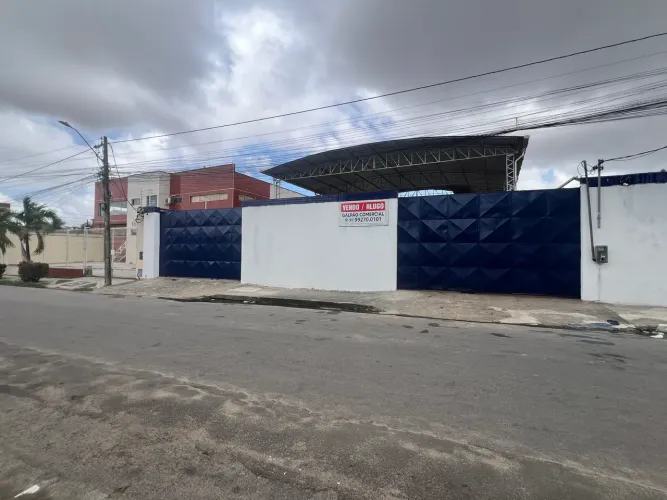 ALUGO / VENDO GALPÃO COMERCIAL