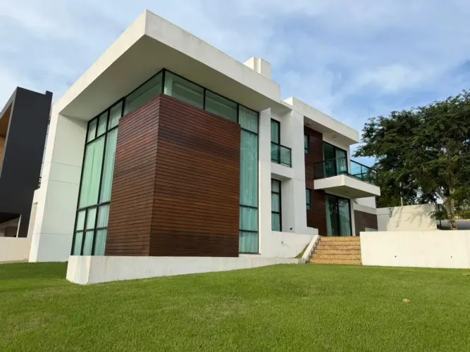 Imóvel para aluguel e venda possui 266 metros quadrados com 3 quartos em Lagoa - Macaé - R