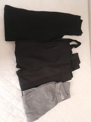 Roupas femininas usadas