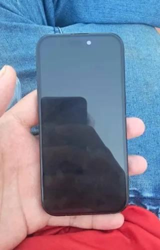 iPhone 16