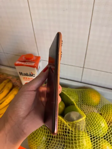 Smartphone edge 60 fusion