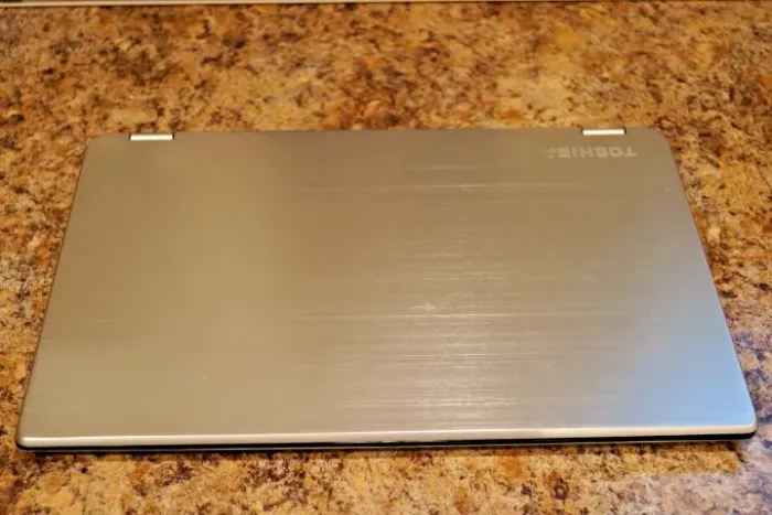 Notebook Toshiba Satellite Radius P55W-B5112