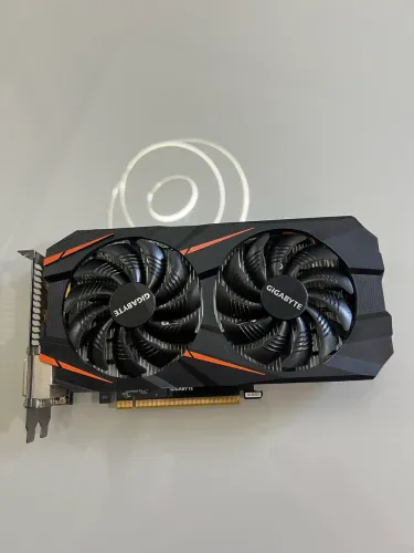 Placa de vídeo Gigabyte GTX 1060 3GB GDDR5