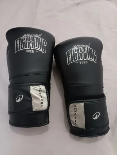 Luvas De Boxe Training Outshock Domyos 12 Oz Preto