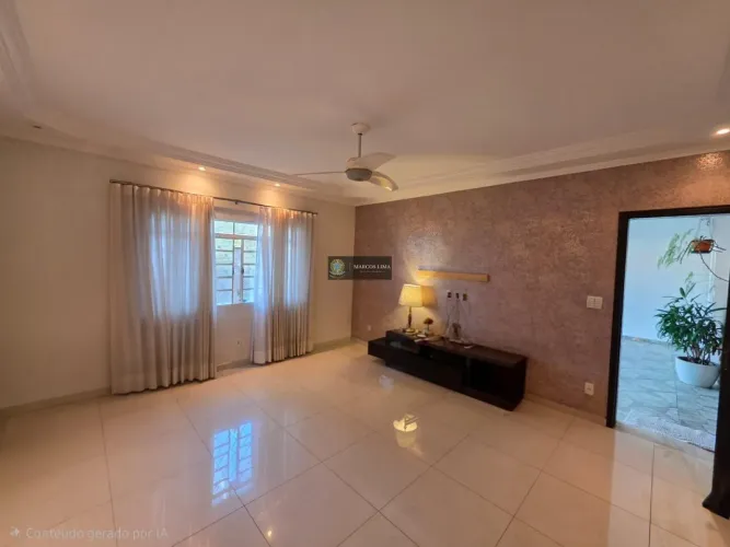 Casa para Venda em Campinas, Jardim Santa Mônica, 4 dormitórios, 1 suíte, 4 banheiros, 4 v