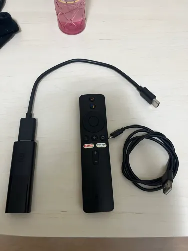 Xiaomi Mi TV Stick (Modelo: MDZ-24-AA)