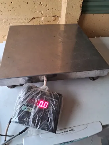 Balança digital ramuza 300 kg