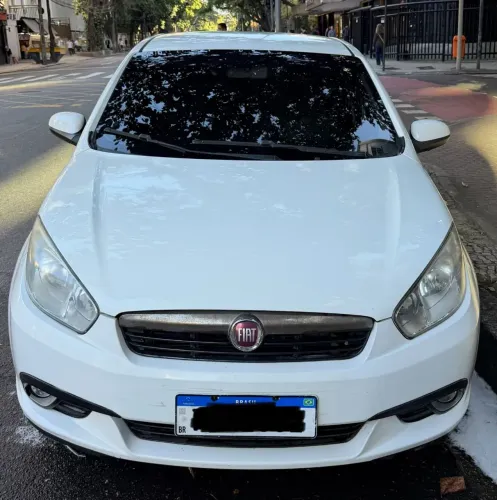Fiat Grand Siena Essence 1.6 Flex 16V 2016