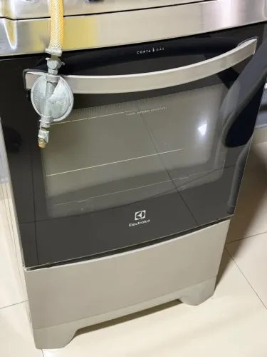 Fogão Eletrolux inox quatro bocas