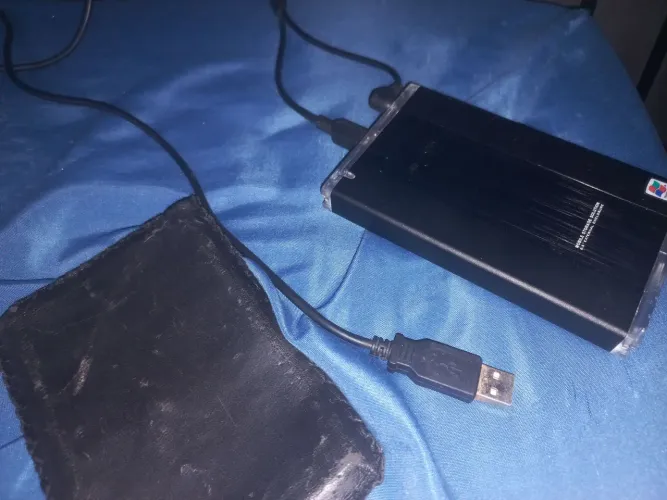 Hd Externo 232gb funcionando perfeitamente, acompanha case