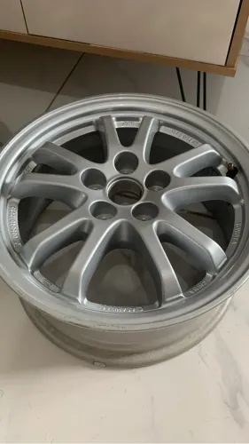 Rodas 15? LL original Toyota 5x100