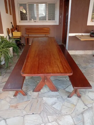 Mesa jacarandá