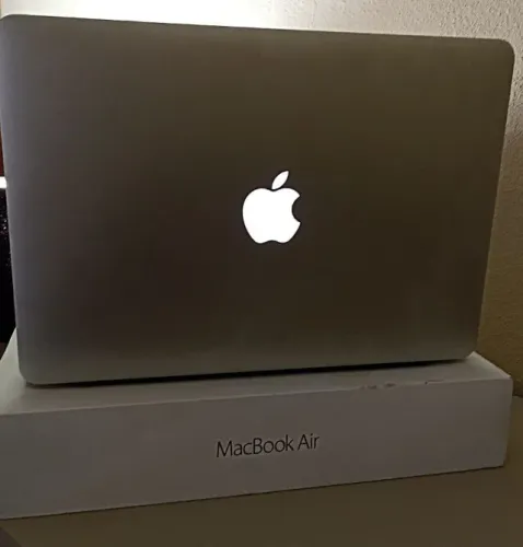 Macbook