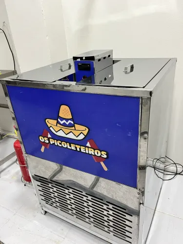 FÁBRICA DE GELO SABORIZADO E PICOLÉ COMPLETA