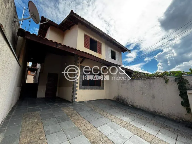 Casa à venda, 3 quartos, 1 suíte, 3 vagas, Jardim Simus - Sorocaba/SP