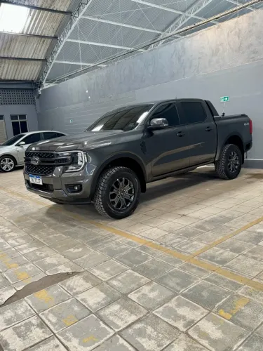 Ford Ranger Black 2.0 4X2 CD TB Diesel Aut. 2025