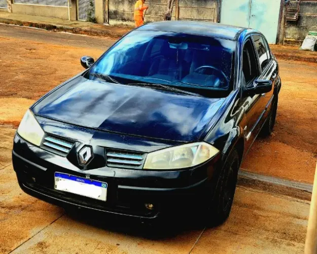 Renault Megane Sedan Privilège 2.0 16V AUT 2009
