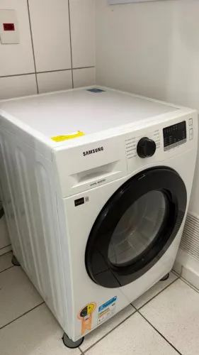  Lava e Seca Samsung WD11M  - Digital Inverter Branca 11/7kg