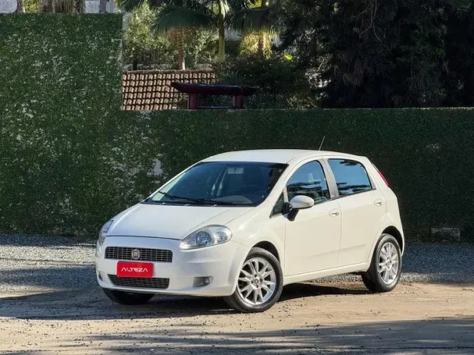 Fiat Punto Essence 1.6 Flex 16V 5P 2012