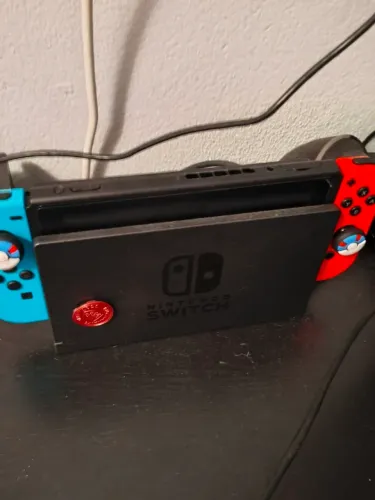 VENDO NINTENDO SWITCH V2 NOVO BLOQUEADO