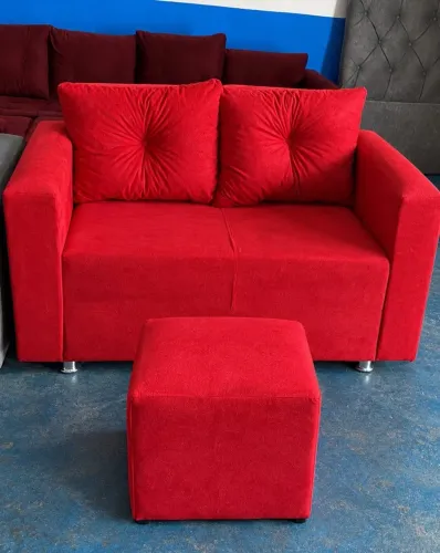 Sofá 2 lugares Vermelho + Puff de Brinde (Entrega Grátis)
