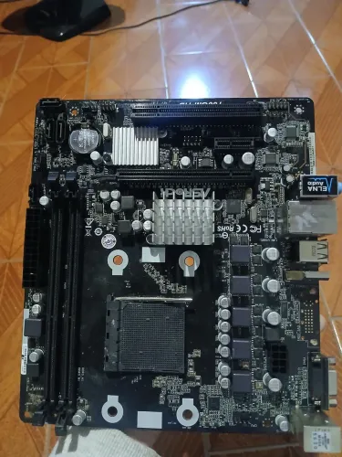 Peças de PC DDr3 (nao sei se funciona, nao tenho como testar)