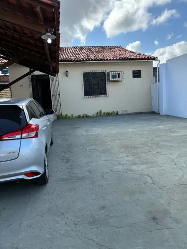 VENDE-SE CASA EM SALINAS C/ 4 QUARTOS E PISCINA