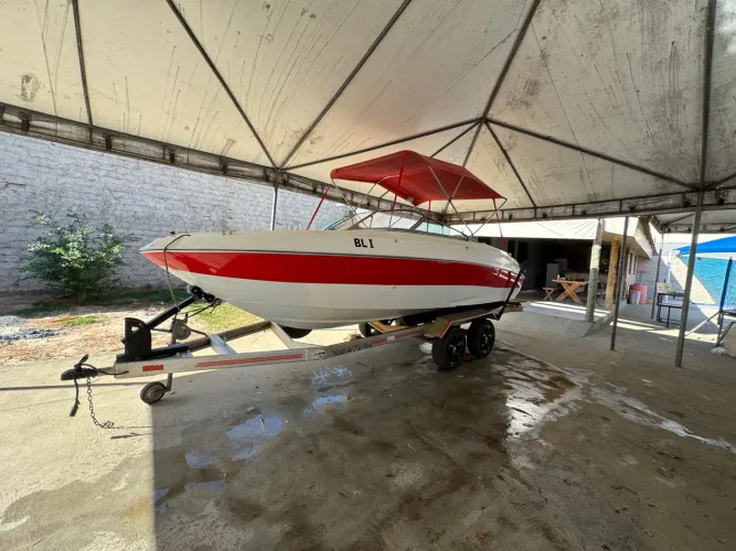 Lancha 19 pés - Motor Mercury 150HP (2007)