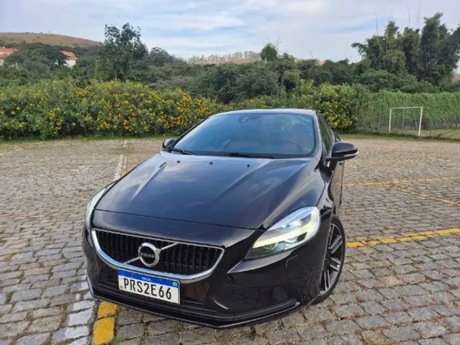 Volvo V40 T-4 Momentum 2.0 Aut. 2019