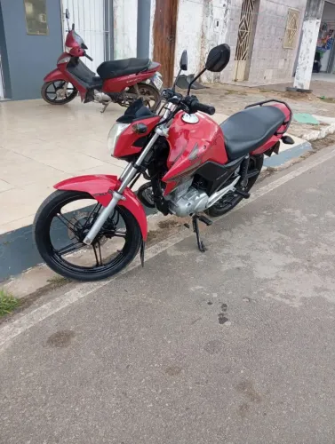Titan 150 2015
