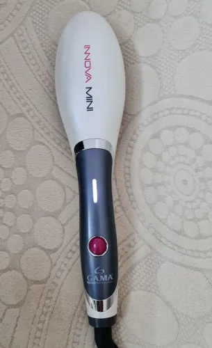 ESCOVA ALISADORA GAMA PROFESSIONAL SEMI NOVA