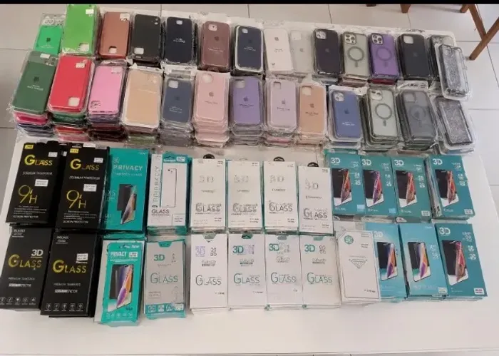? LOTE DE CAPINHAS E PELÍCULAS PARA IPHONE - ESTOQUE COMPLETO PARA REVENDA ?