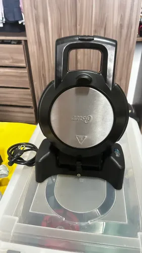 Máquina de Waffle Oster Perform 180 - Excelente Estado
