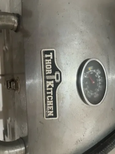 Churrasqueira a gás THOR Kitchen portátil aço inox