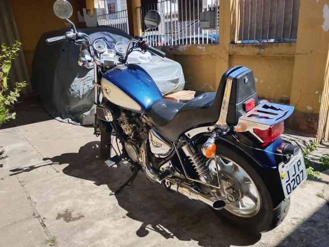 Kawasaki Vulcan 750 