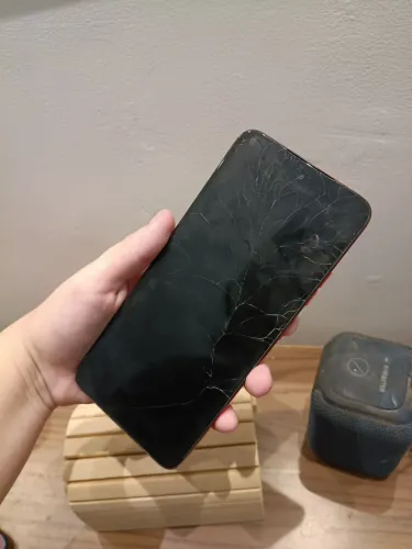 Moto G35 5G + Carregador | Com arranhões | Funcionando perfeitamente