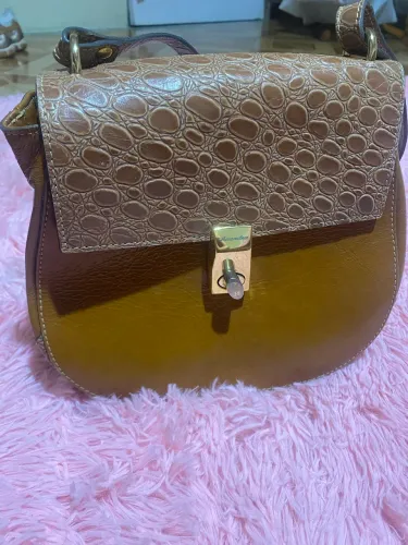 Bolsa de couro Anandra 