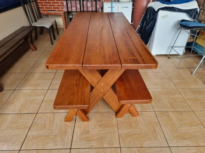Mesa Madeira Com Bancos