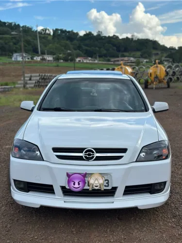 Chevrolet Astra GSI 2.0 16V 136cv Hatchback 5P 2003
