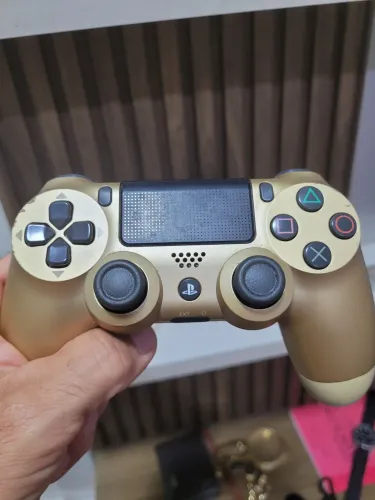 Vendo Controle Dourado Sony.