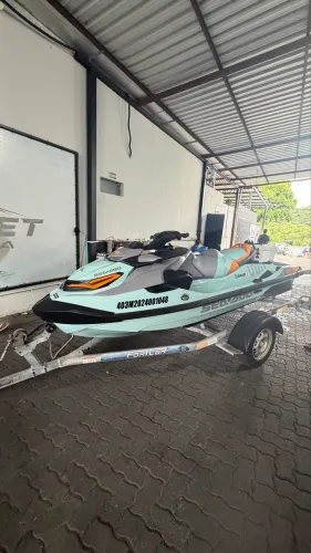 Jetski Seadoo WAKE PRO 230 com Som 