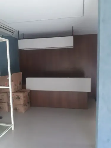 sala comercial-prox a homero-c/recepção-split-agua-energia-intenet incluso-1500