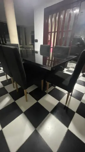 Mesa Jantar Vidro Laqueado Preto com 6 cadeiras