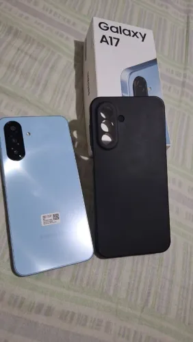 Samsung A17 novo