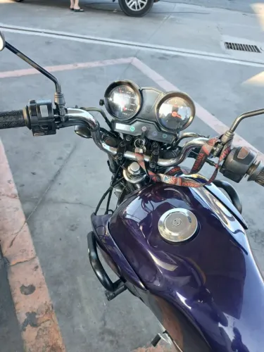 YAMAHA bem conservada
