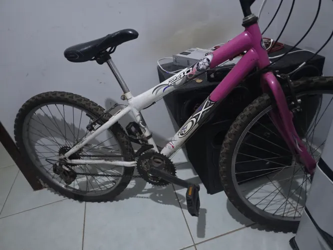 Vendo bicicleta nova 