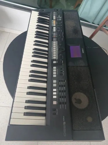 Teclado yamaha psr 650 com sampre
