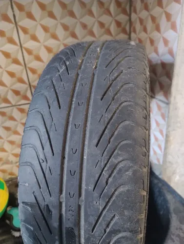 Pneu 195/60 aro15 Ideal para estepe ou carrocinha